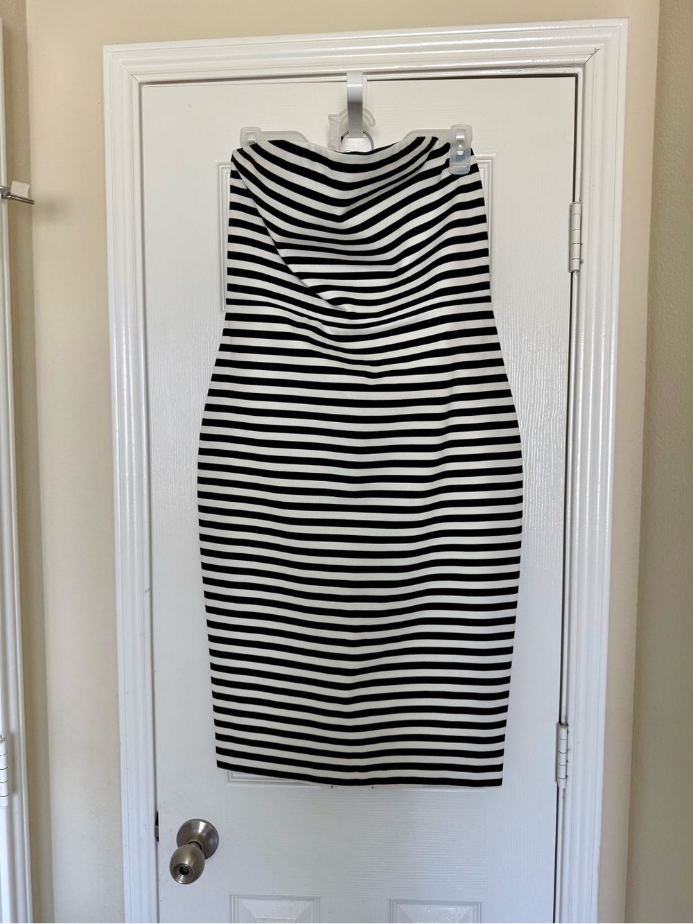 Express Black and White Striped Strapless Midi Dress - Sz 12
